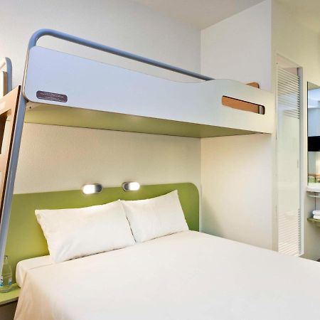 Ibis Budget Leeds Centre Crown Point Road Eksteriør billede