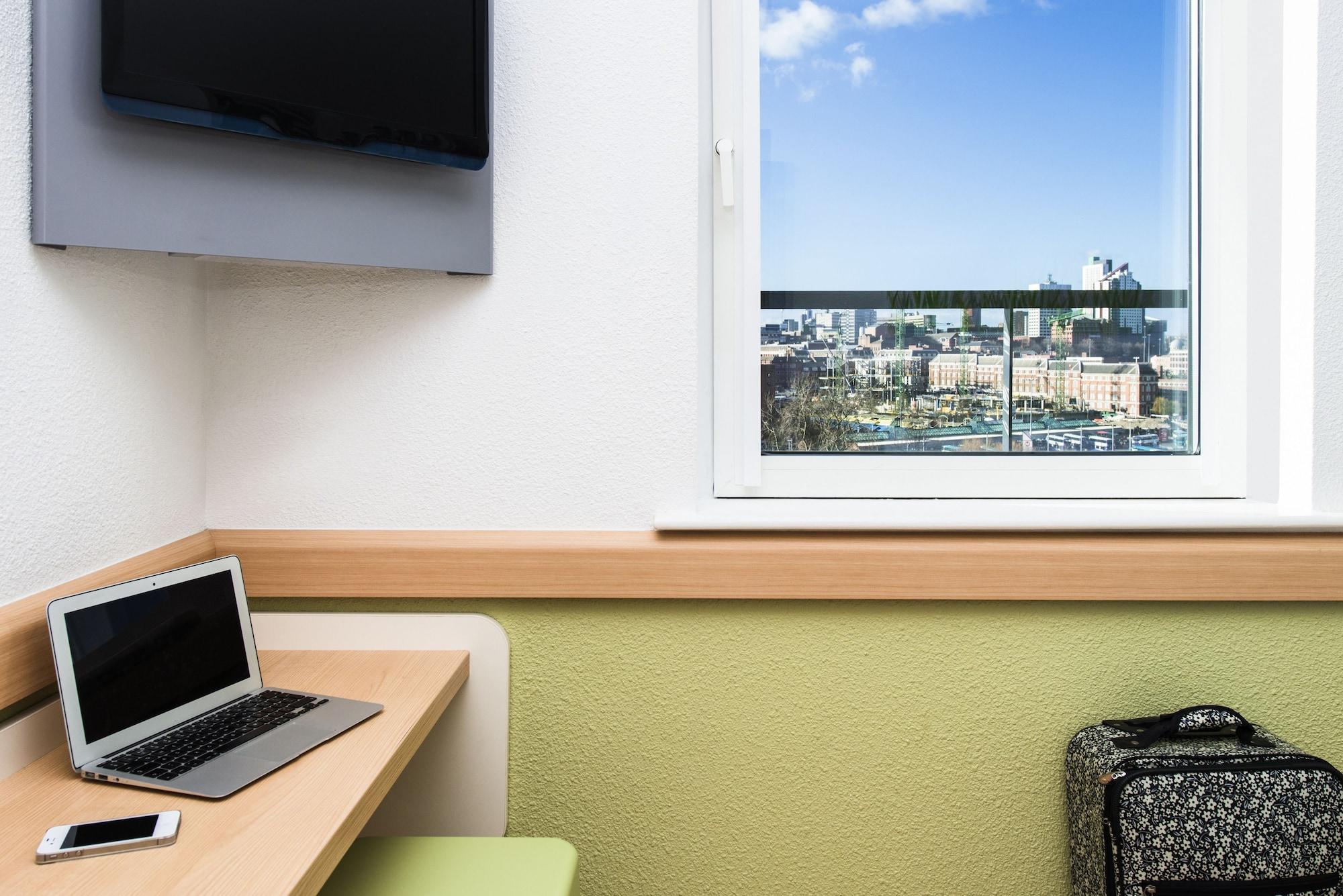 Ibis Budget Leeds Centre Crown Point Road Eksteriør billede