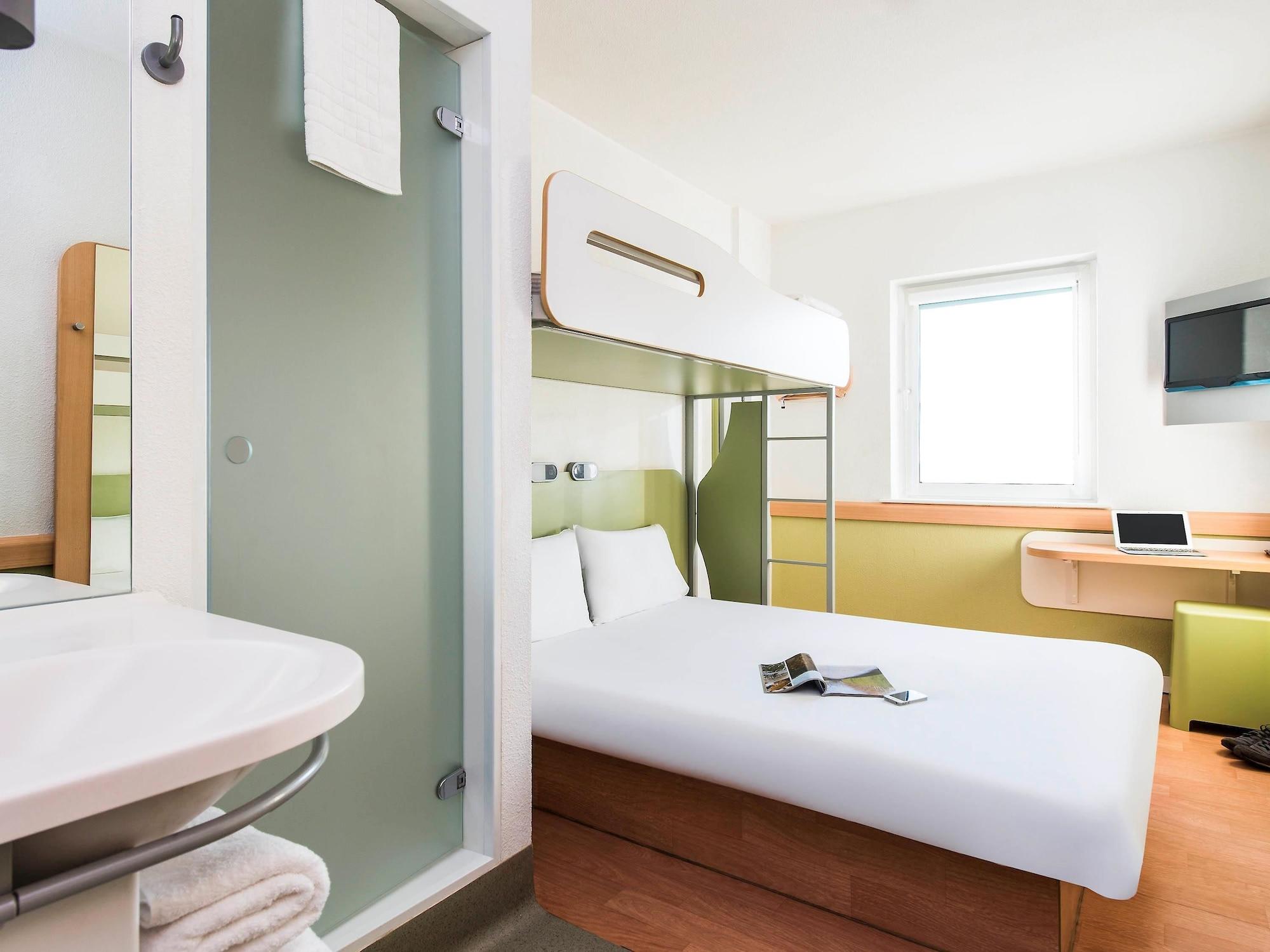 Ibis Budget Leeds Centre Crown Point Road Eksteriør billede
