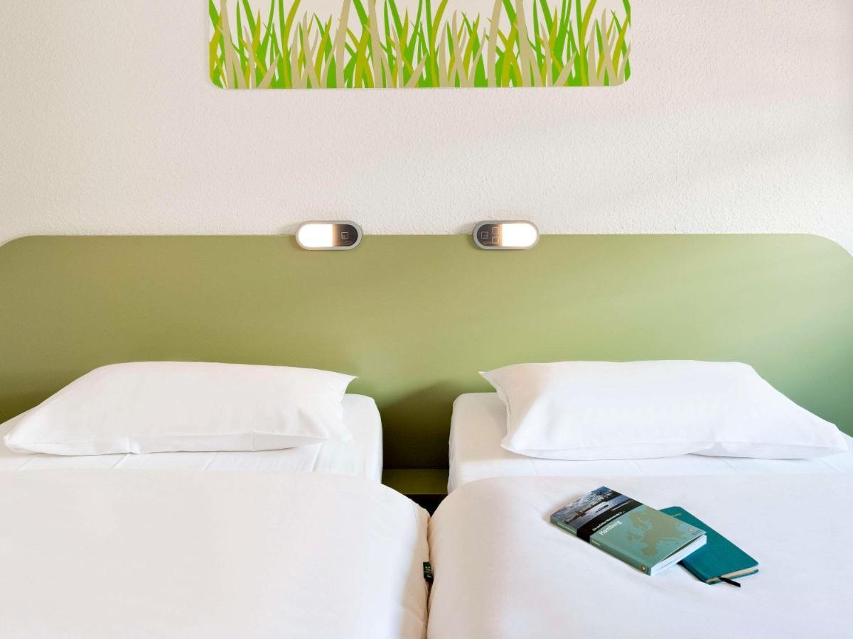 Ibis Budget Leeds Centre Crown Point Road Eksteriør billede