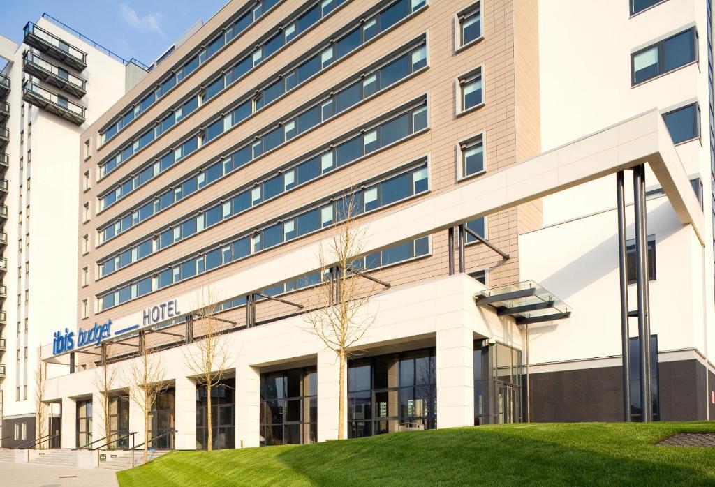Ibis Budget Leeds Centre Crown Point Road Eksteriør billede