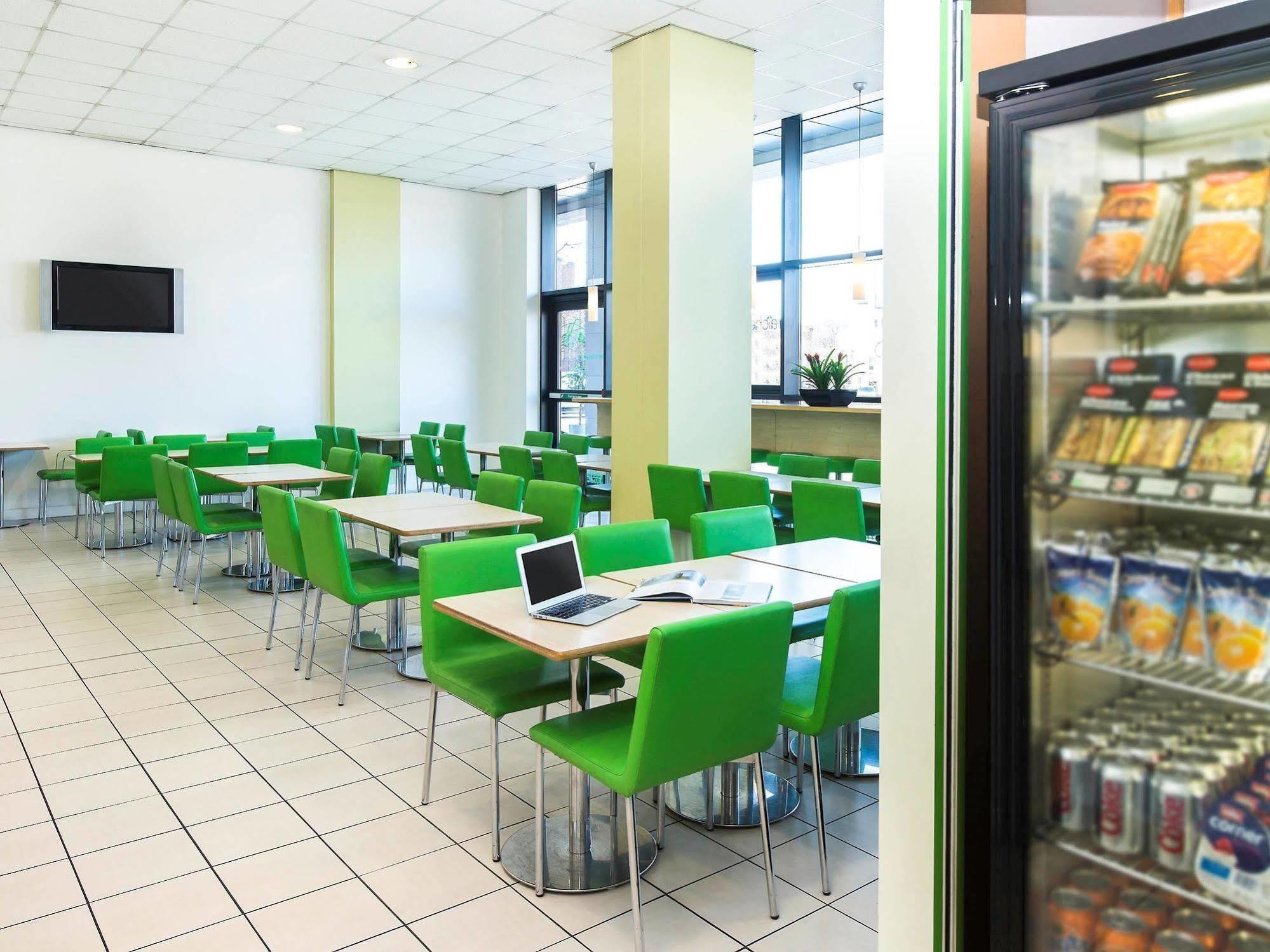Ibis Budget Leeds Centre Crown Point Road Eksteriør billede