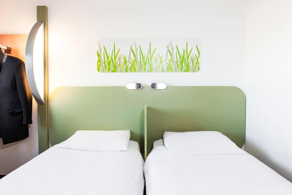 Ibis Budget Leeds Centre Crown Point Road Eksteriør billede